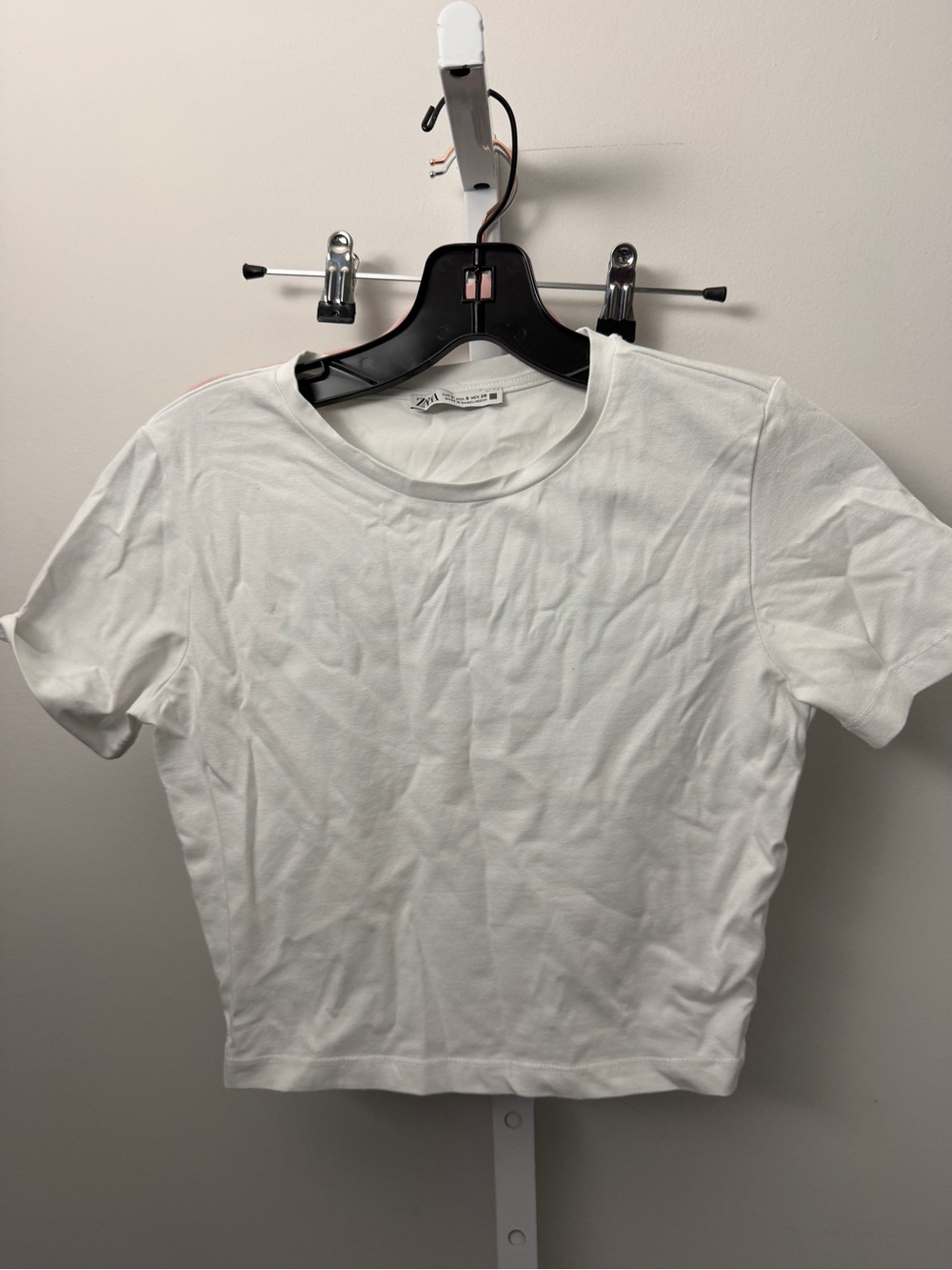 Zara White Crewneck Short Sleeve Top size S